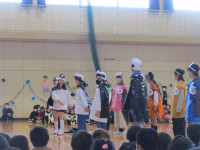 ６年